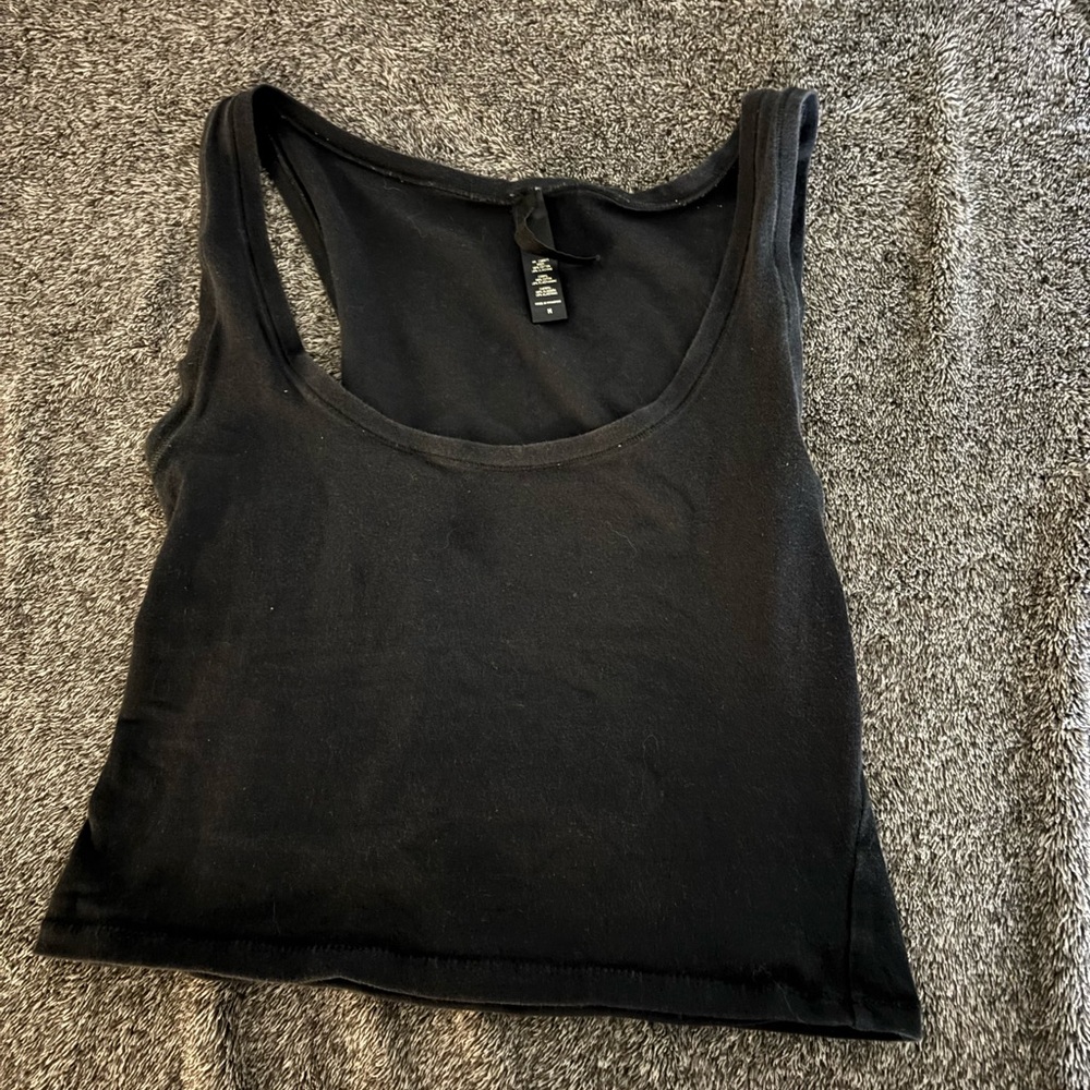 Black skims tank